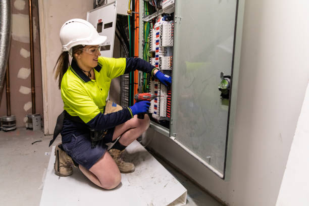 Best Circuit Breaker Repair  in Swisher, IA